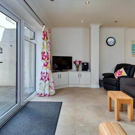Finest Retreats - The Boat House Holiday home Filey